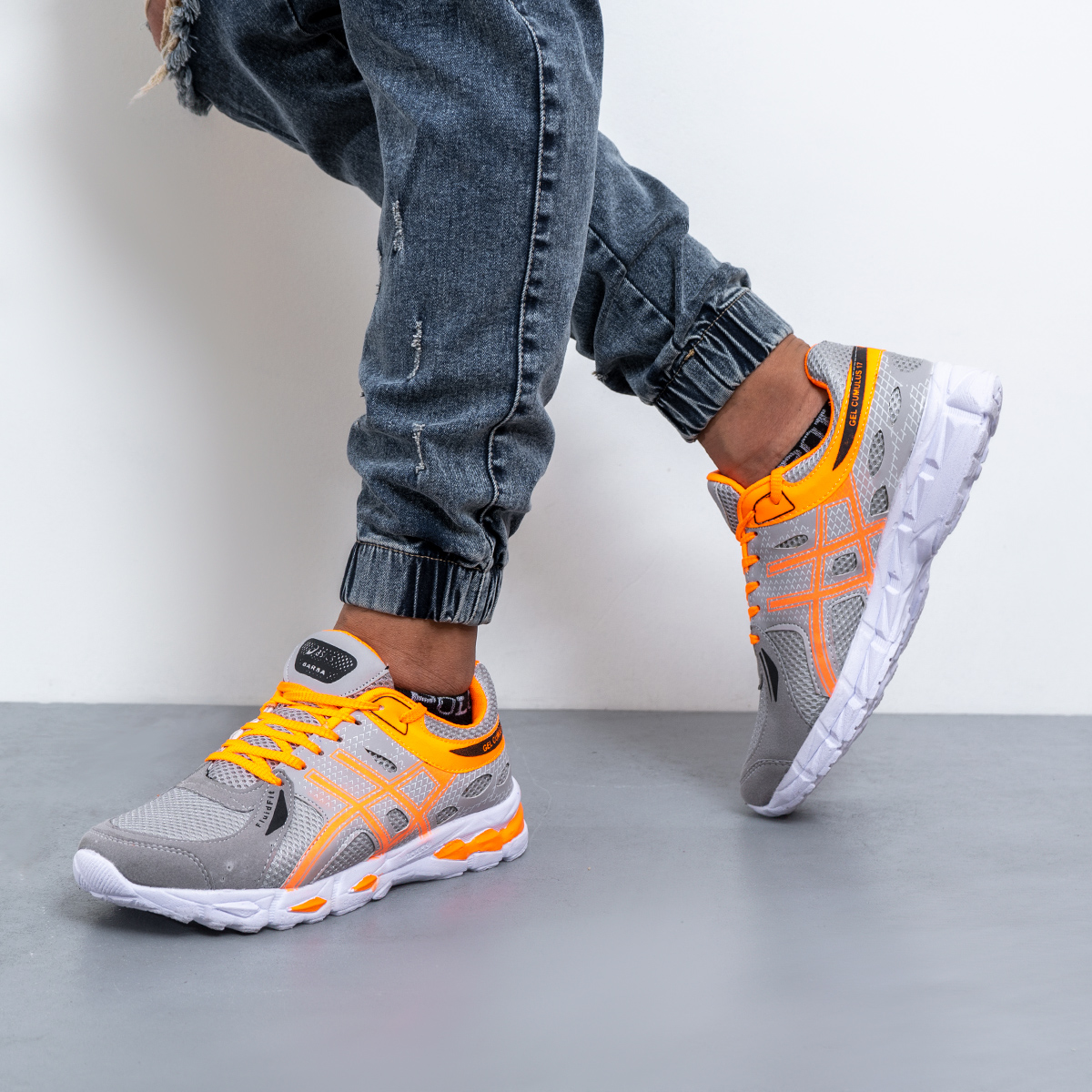 کفش ورزشی اسیکس مردانه طوسی نارنجی مدل kayano