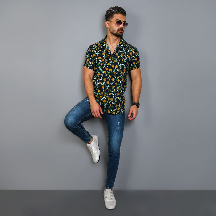 پیراهن هاوایی مردانه ورساچه طرح مدال مدل k50