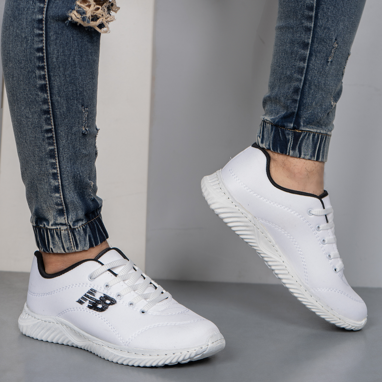 کفش ورزشی مردانه سفید (T) مدل NB