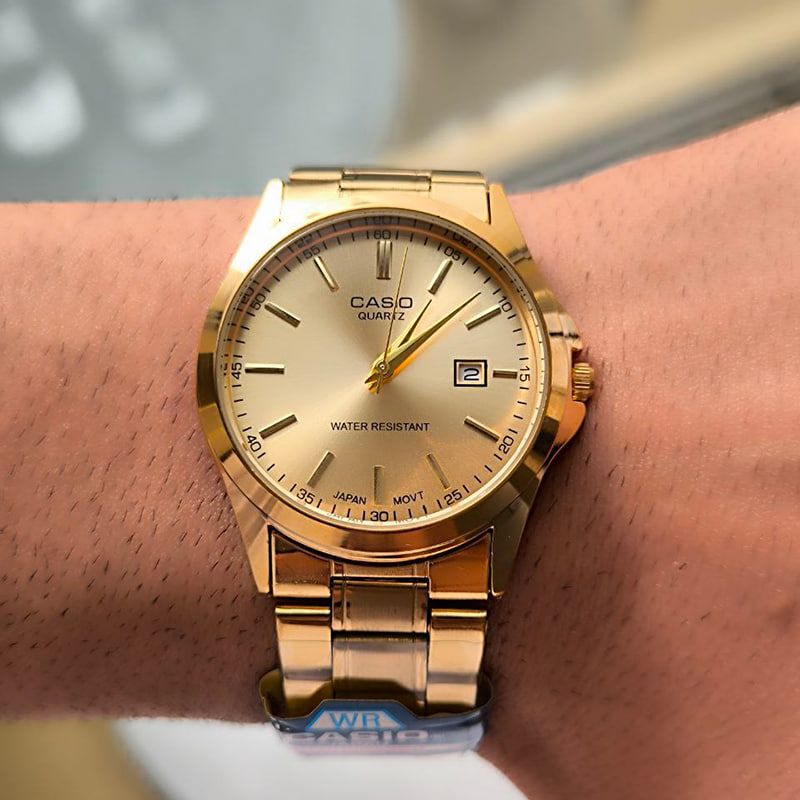 ساعت عقربه ای طلایی صفحه طلایی Casio مدل Edmon