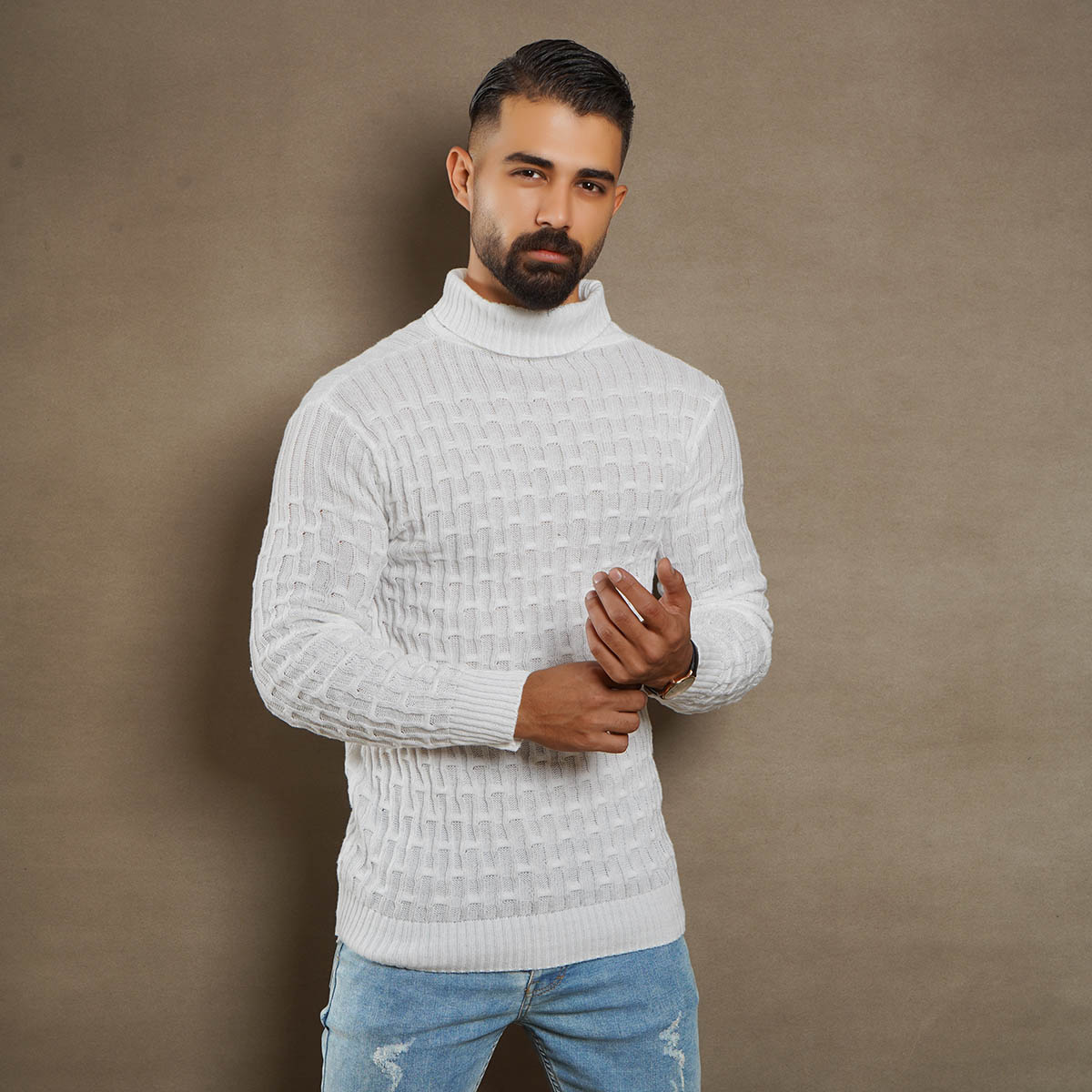 پلیوربافت مردانه سفید یقه اسکی مدل Arad