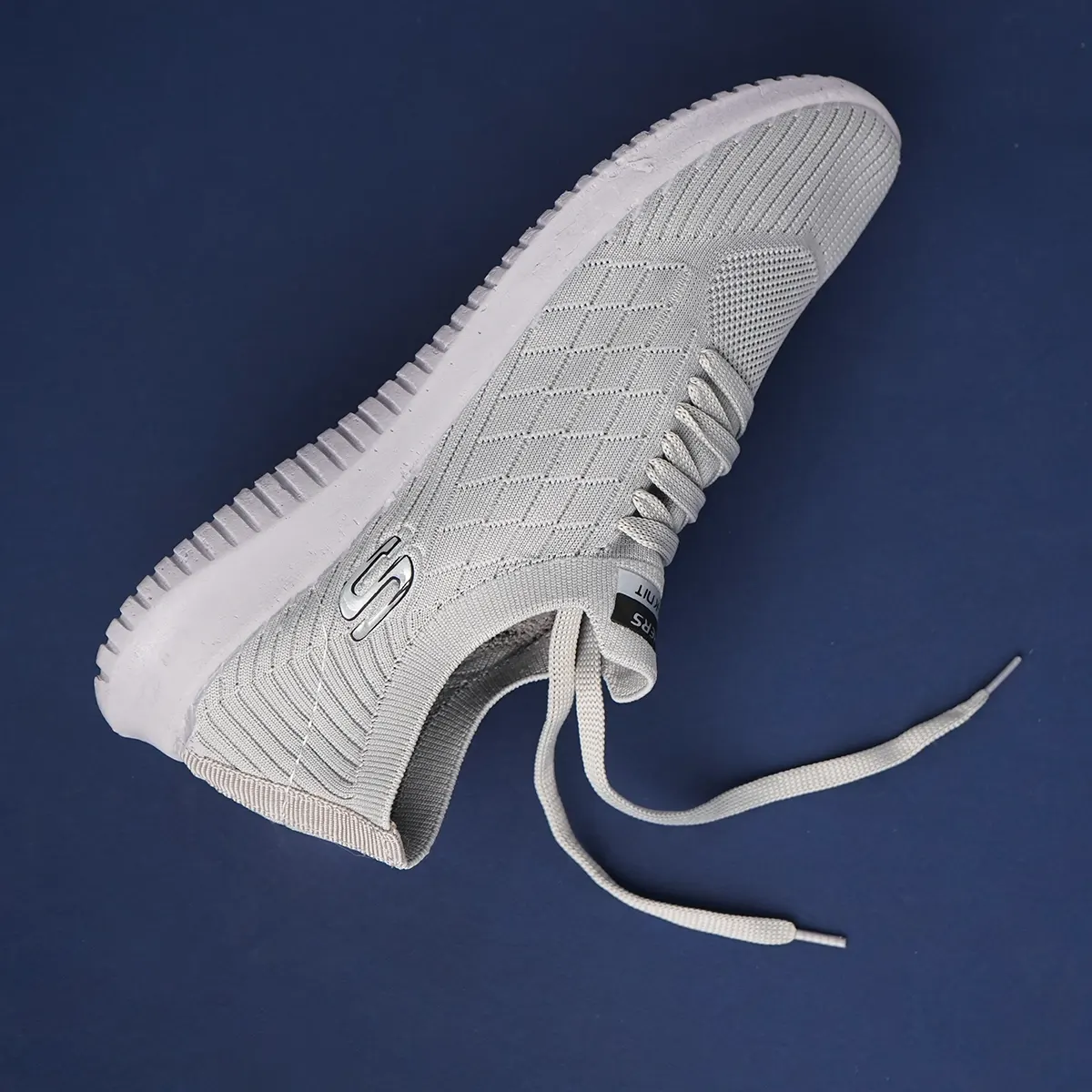 کفش ورزشی اسکیچرز مردانه طوسی مدلE55