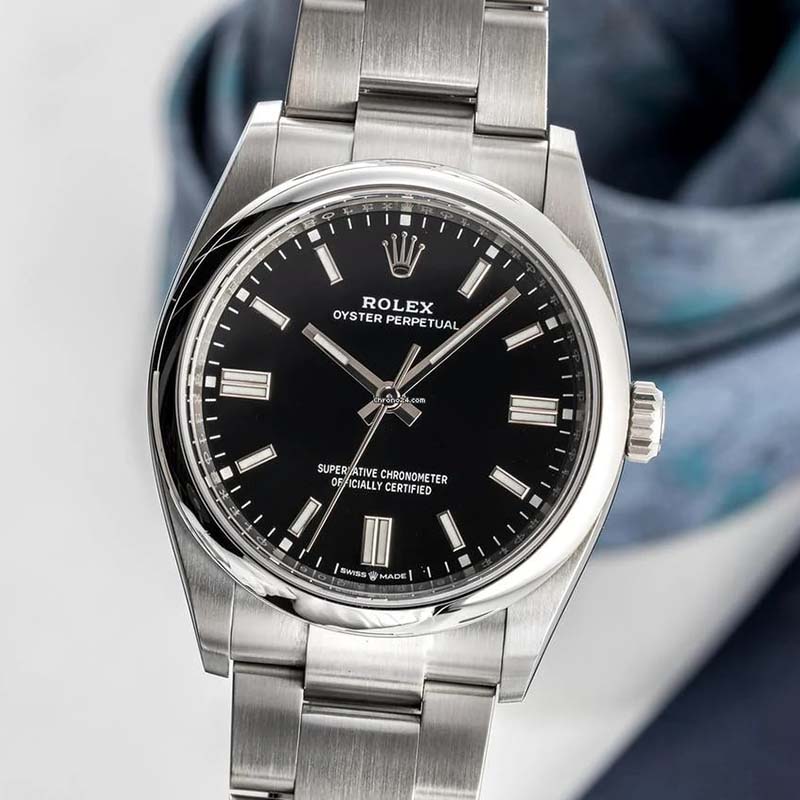 ساعت رولکس نقره ای صفحه مشکی مدل Oyster